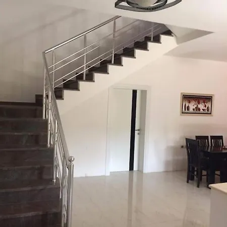 Villa A Valona In Albania Vlorë